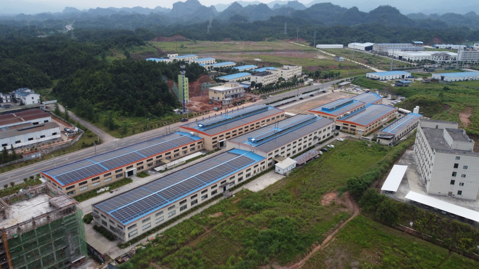 金融+EPC受企业青睐 万利官网承建江西尚朋科技光伏屋顶项目竣工并网