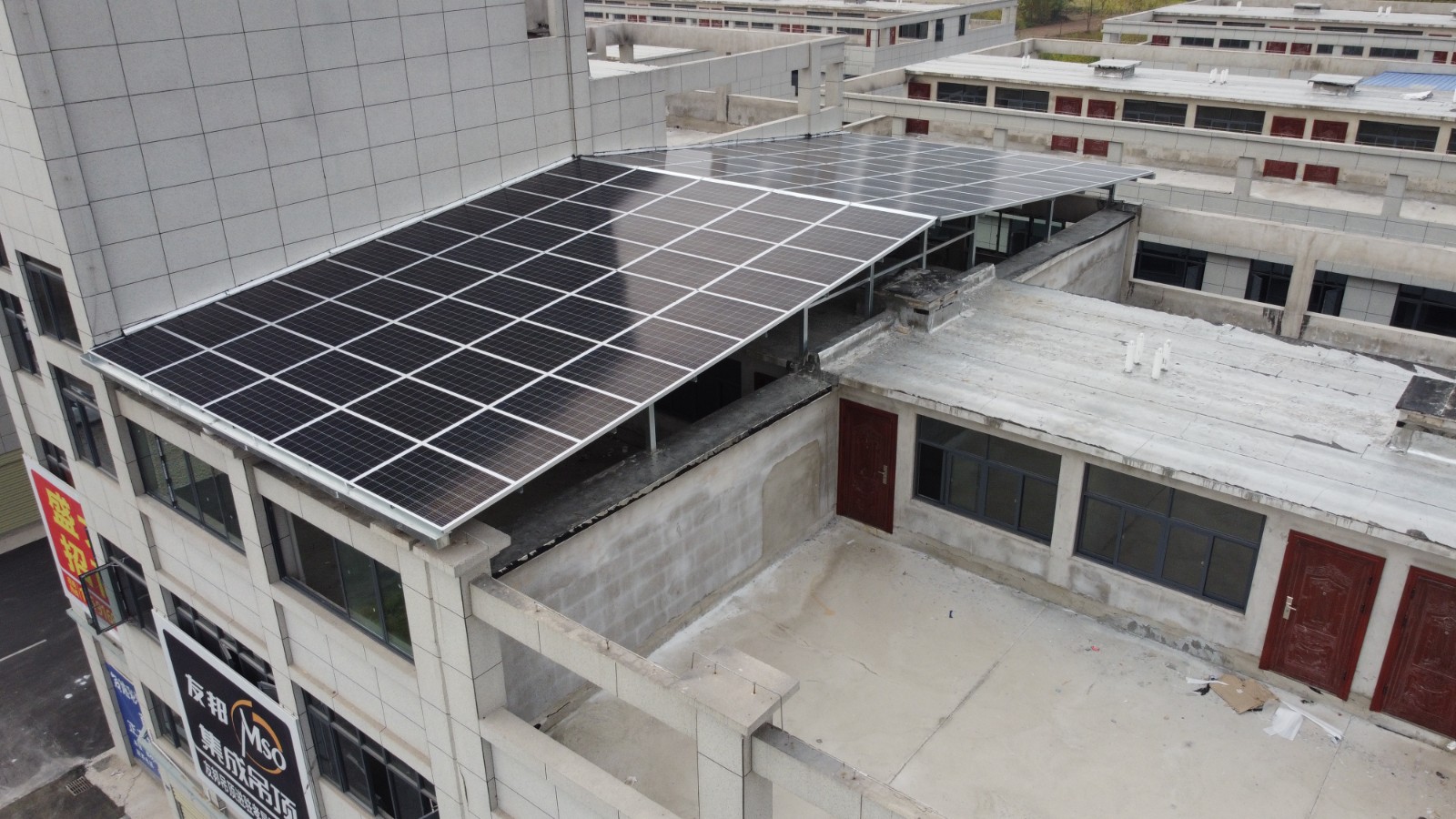 国度能源局：光伏8月新增6.74GW，1-8月累计44.78GW，同比新增102%