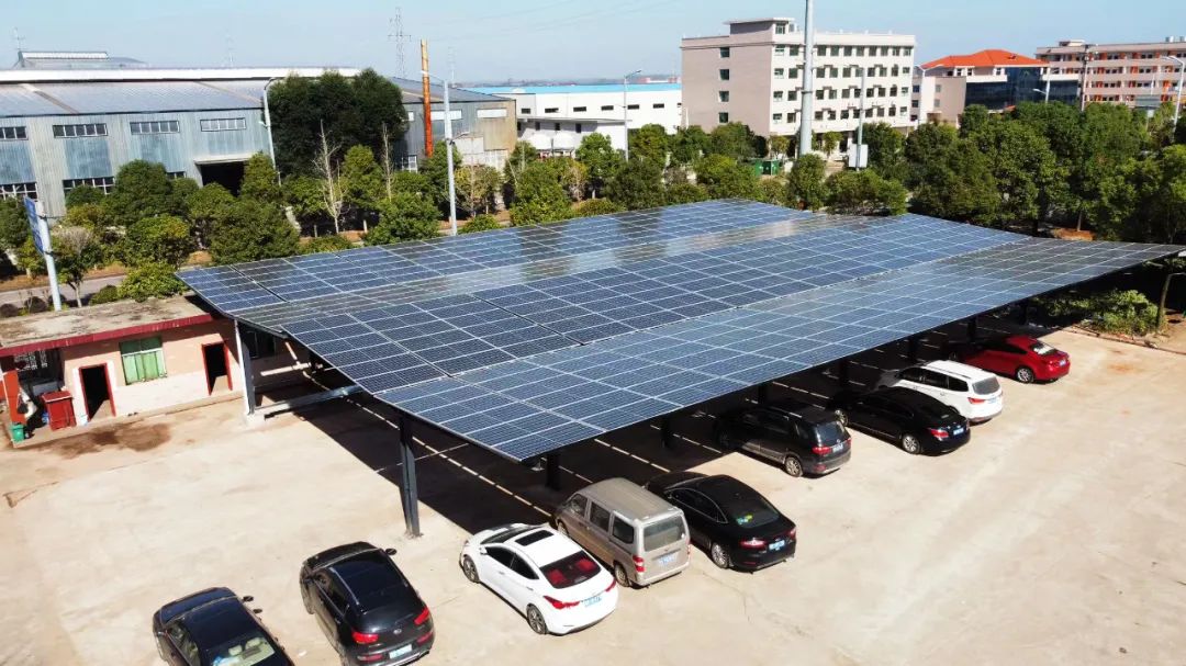 正式印发！户用光伏补助1.2元/W，居民让出屋顶可免用度电！(附文件)